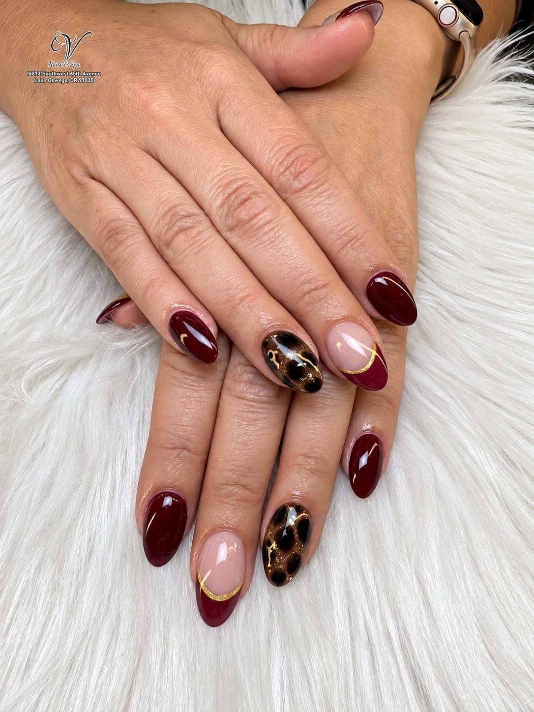V nails and spa